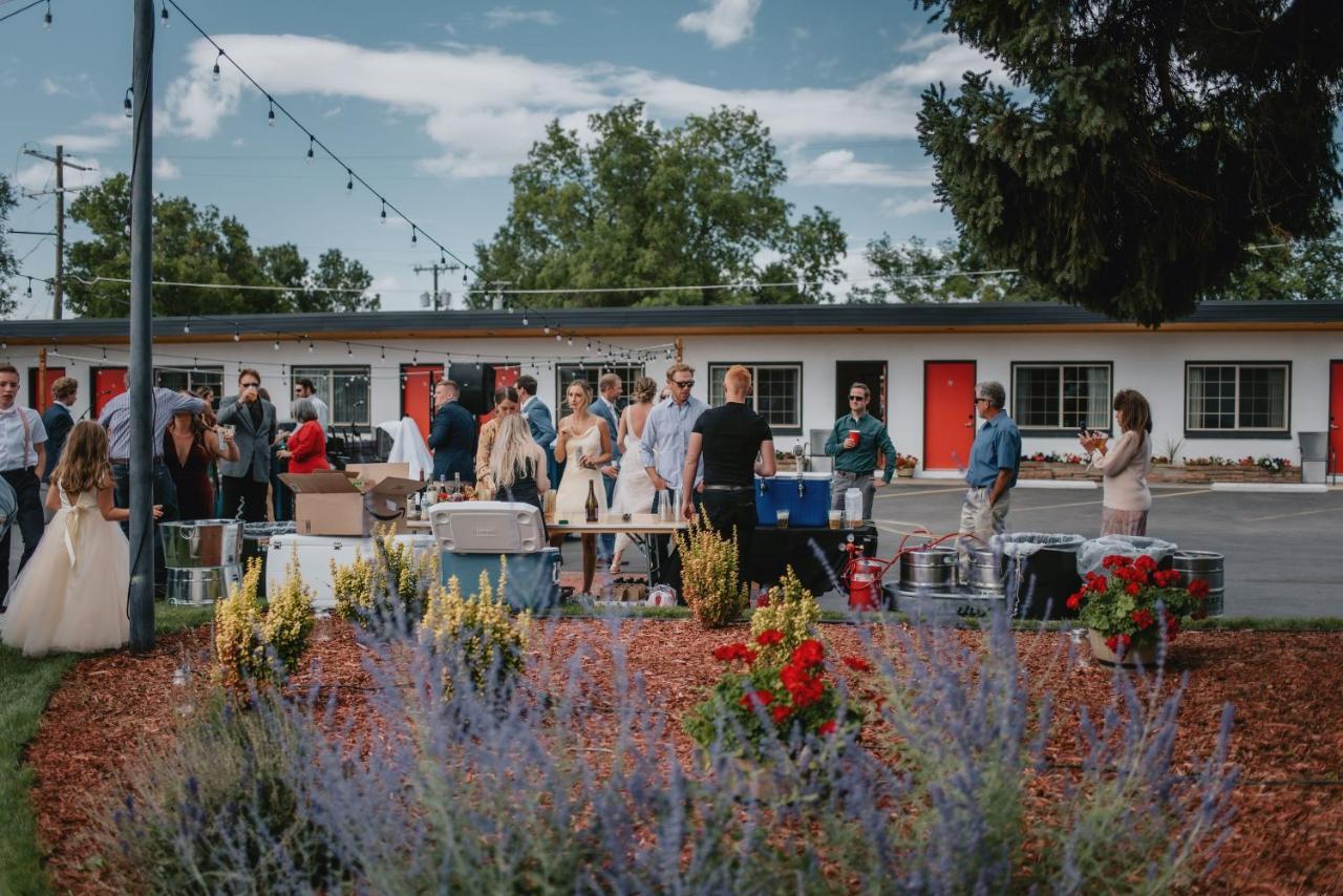 Sapphire Motel Midtown Bozeman Exterior photo