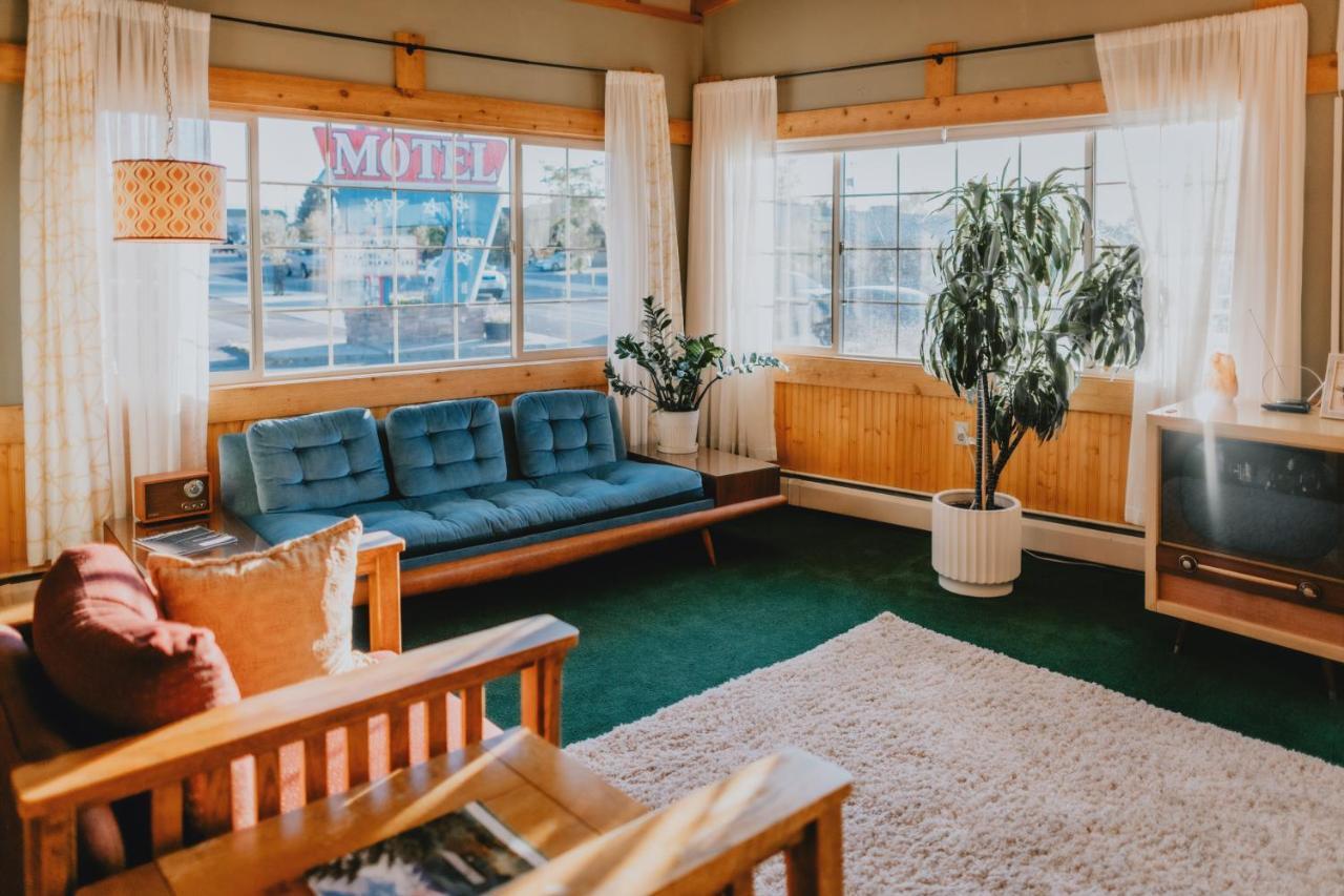 Sapphire Motel Midtown Bozeman Exterior photo