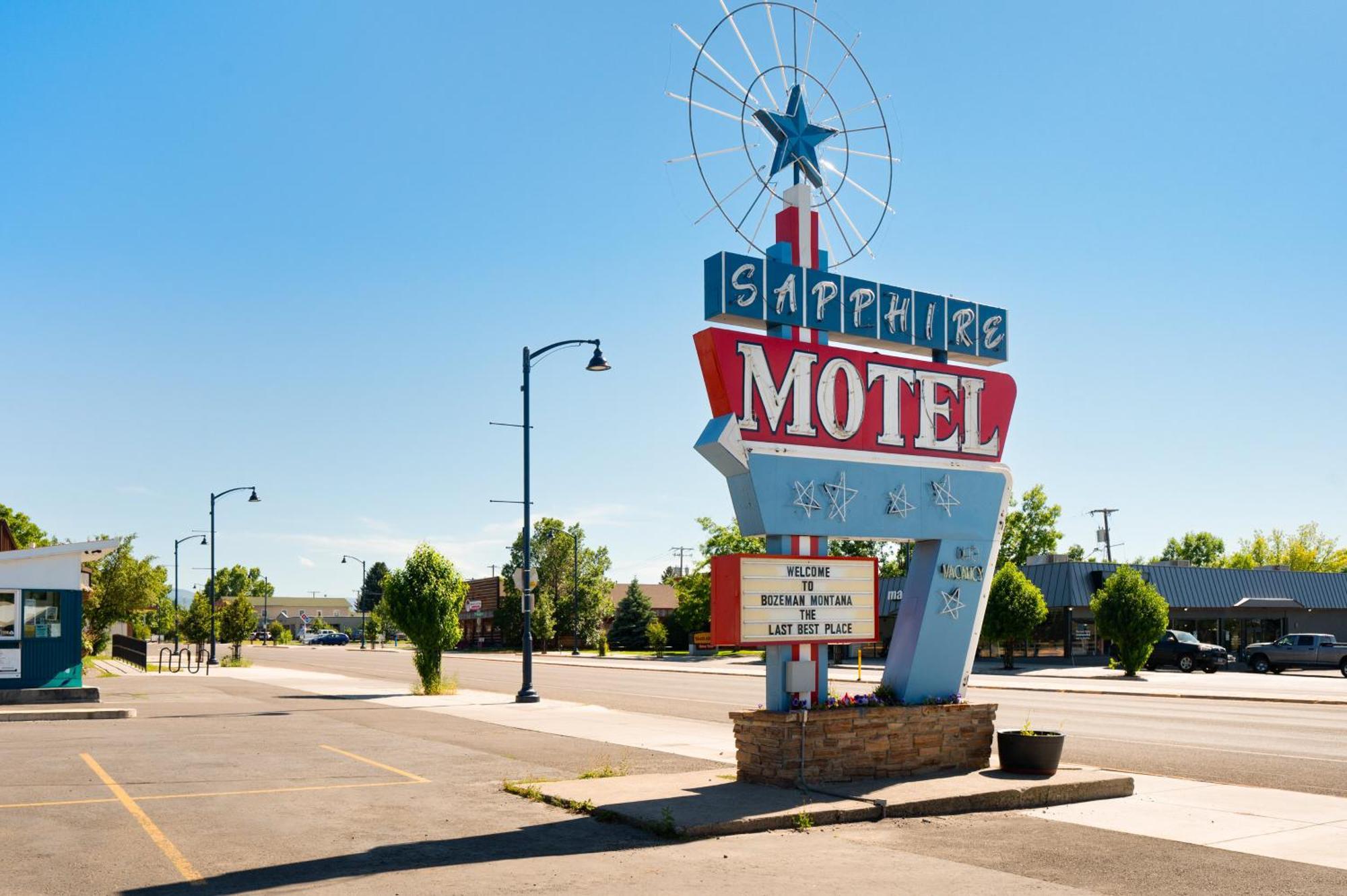 Sapphire Motel Midtown Bozeman Exterior photo