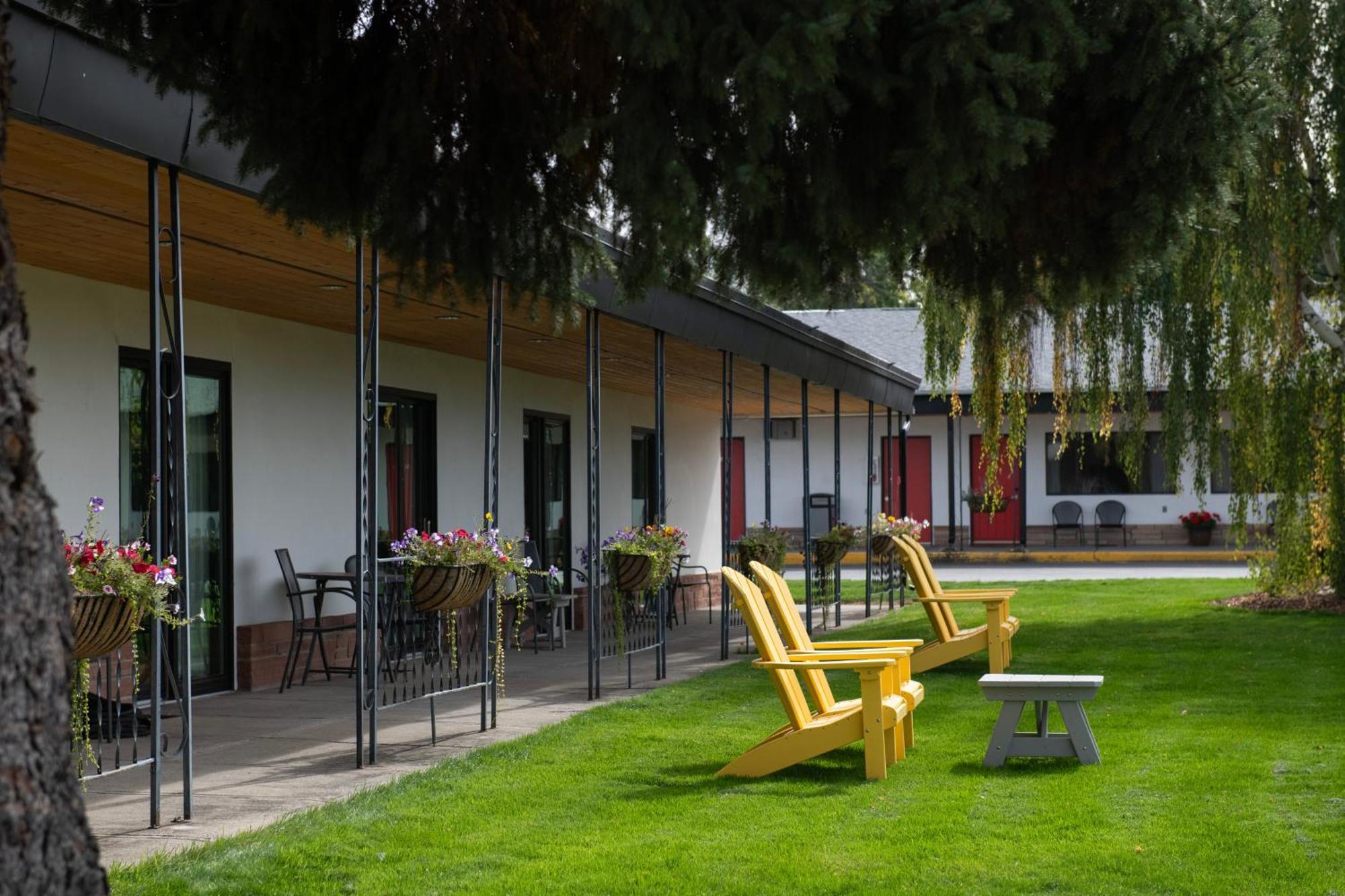 Sapphire Motel Midtown Bozeman Exterior photo